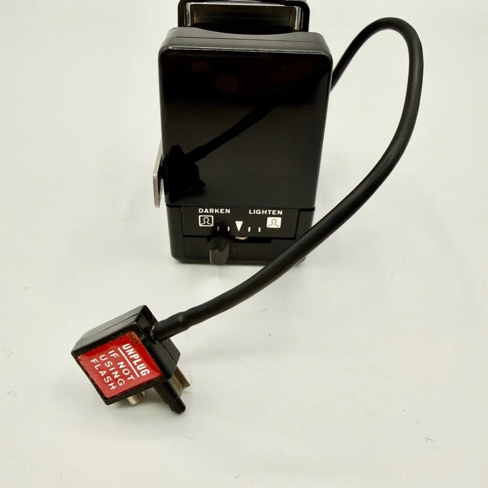 Polaroid Focused Flash Model 490 Vintage Camera Accessory Black Made in USA